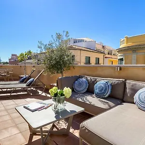 Sebastian Souviron In By Solaga Homes Málaga