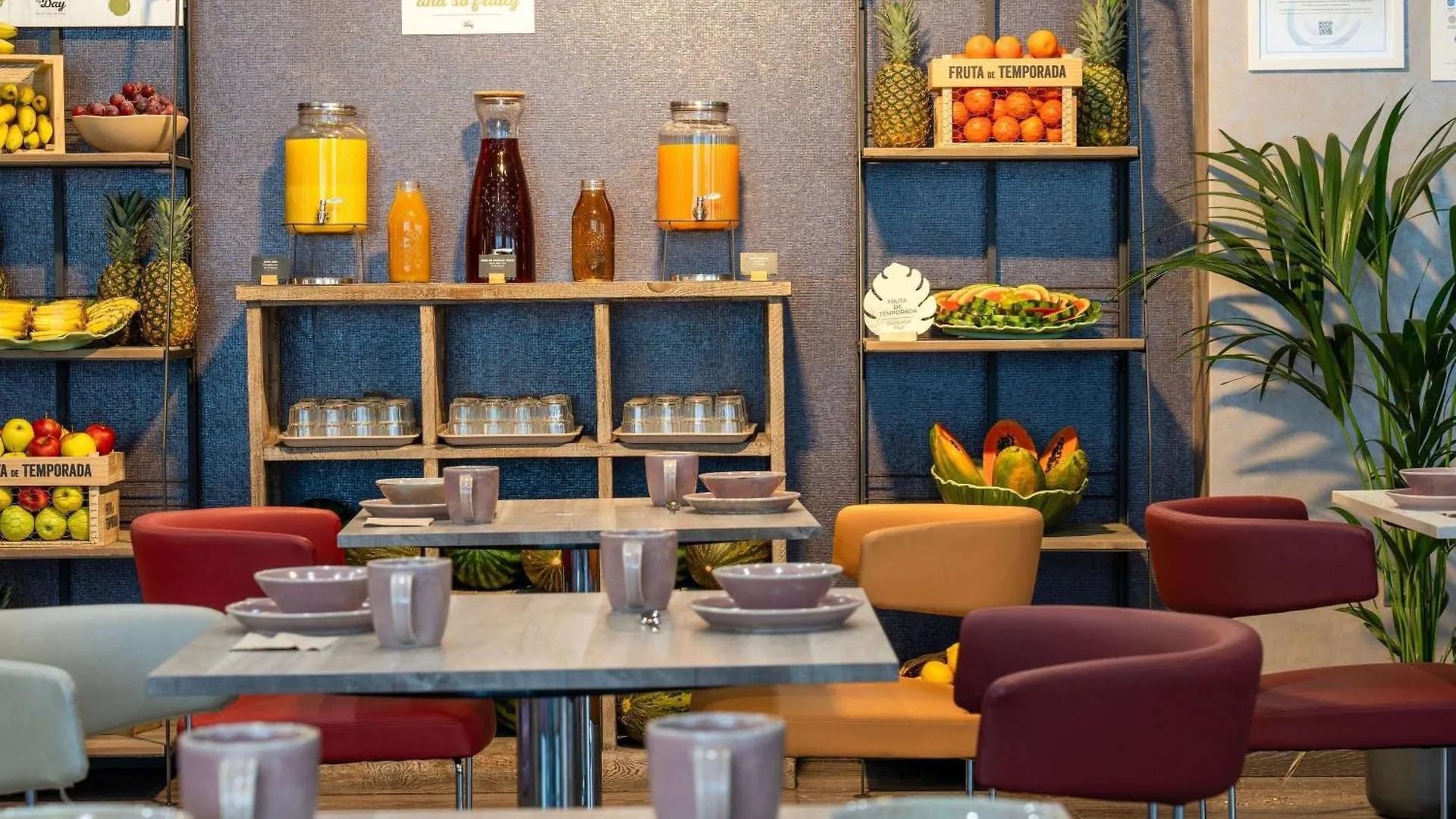 Отель Novotel Suites Malaga Centro